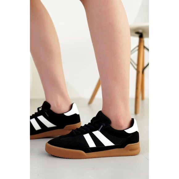 Women's Black Genuine Leather Memory Foam Lightweight Slip On Fashion Sneakers - Picture 2 of 5